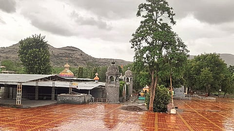 Nizarneshwar mahadev temple