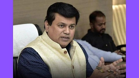 शिवसेनेच्या कार्यकर्त्यांना डिवचल्यास बारा वाजवू; सामंतांचा इशारा