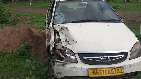 अमरावती : कार व दुचाकीचा अपघात; तीन जण जागीच ठार