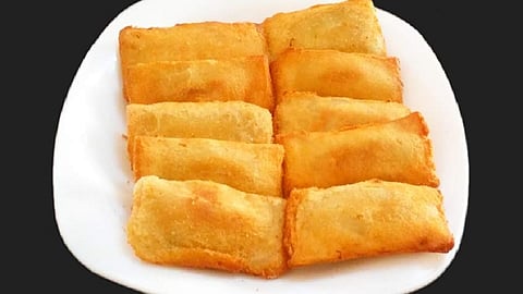 नूडल्स पफ