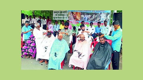 धुळ्यात वनाधिकाऱ्यांचे ‘श्राद्ध’; मेंढपाळ चराई क्षेत्र वाद