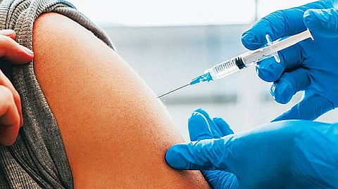 Corona Vaccination centre latest marathi news