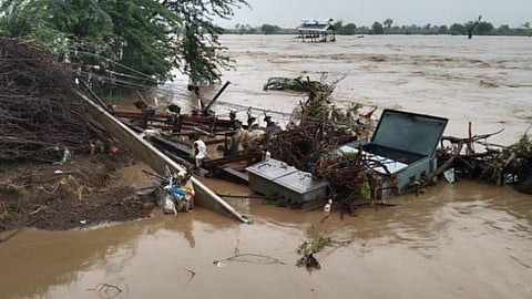 Heavy Rain In Satara
