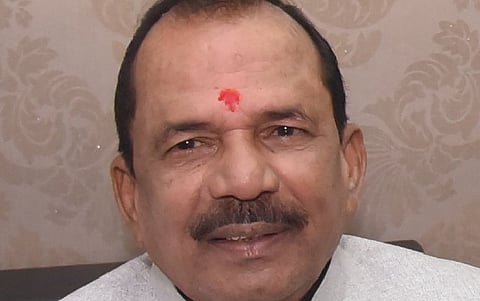 वाढदिवशीच माजी आमदार मधुकर ठाकूर यांचे निधन