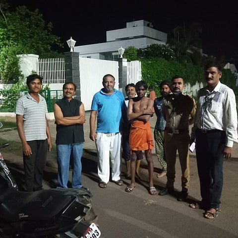 Jalgaon Drown rescued youth