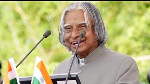 डॉ. अब्दुल कलाम यांचे हे 15 विचार तुम्हाला देतील प्रेरणा