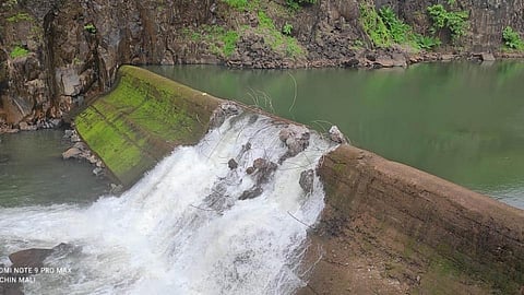 Kokan Breaking - पणदेरी परिसरातील गावांना सतर्कतेचा इशारा