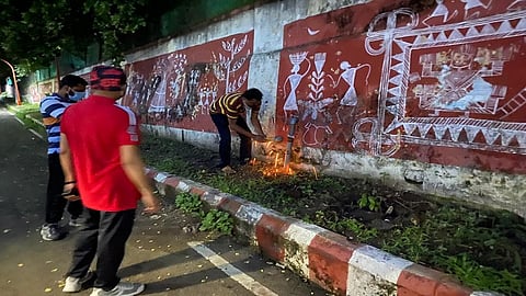 औरंगाबाद - औरंगाबादचे महापालिका आयुक्तांच्या बंगल्याचे मनसेने तोडले नळ कनेक्शन.