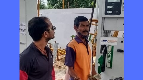 छत्रपती क्रीडा पुरस्कार विजेता खेळाडू करतोय पेट्रोलपंपावर काम