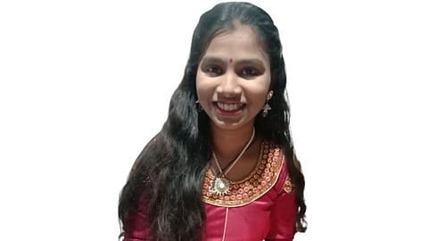 बांधकामावर पाणी मारताना शॉक लागून शाळकरी मुलीचा मृत्यू