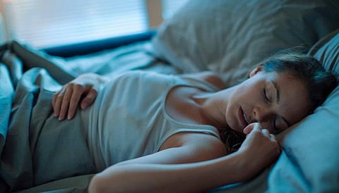 जेवणानंतर लगेच झोप नको; आरोग्यासाठी अत्यंत घातक