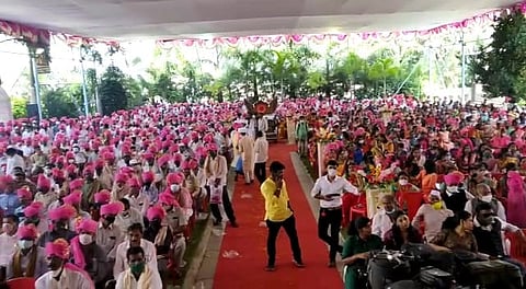 लग्नाला 2 हजार जणांची गर्दी, शिवसेना नेत्यासह 6 जणांवर गुन्हा