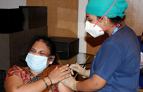 पुण्यासह सात जिल्ह्यांनी महाराष्ट्राची चिंता वाढवली