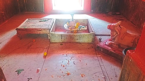 त्रिवेणी संगमावरील वांगेश्वर महादेव भक्तांचे श्रद्धास्थान