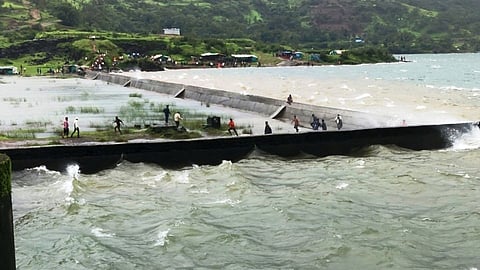 Changes in traffic to Bhandardara