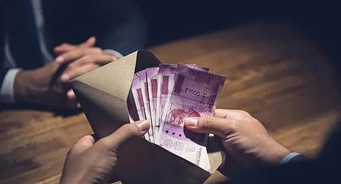 Crime News Police sub-inspector demanded bribe Anti-corruption department action