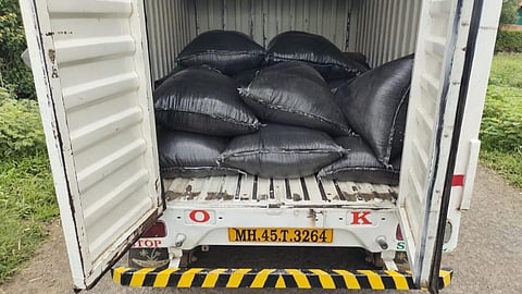 रेशनचा तांदूळ काळ्या बाजारात विक्रीसाठी नेताना पकडला !