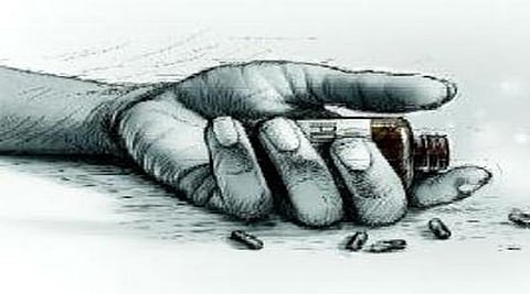 पोलिसांनी सर्वांसमोर केली मारहाण; अपमानित झाल्याने आत्महत्या