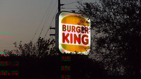 बर्गर किंगच्या शेअर्समध्ये मोठी घसरण, गुंतवणूक करावी का ?
