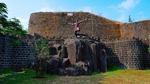 पन्हाळागडाची 'नव्या वाटेवरील' भ्रमंती