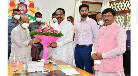 जयंत पाटलांनी घेतली कर्नाटक मुख्यमंत्र्यांची भेट; काय झाली चर्चा?