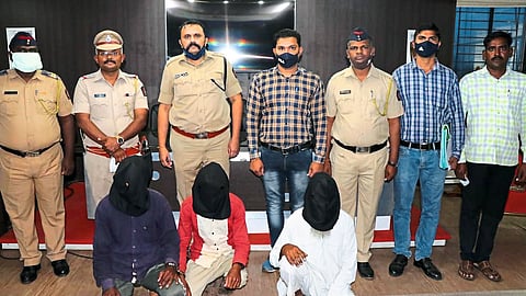 police arrested a gang of thieves who stole power pumps from wells in wavi