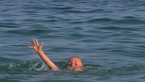 दोन मुलांचा नाल्यात बुडून मृत्यू; दोघांचा जीव वाचला