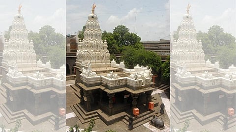 श्री सिद्धेश्वरांचे दैवत श्री मल्लिकार्जुनाचे ऐतिहासिक मंदिर