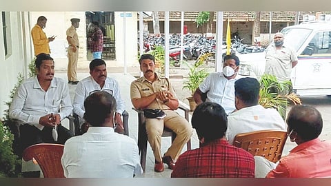 कोरोनामुळे गणेशोत्सव साध्या पद्धतीनं साजरा करा : तासगावकर