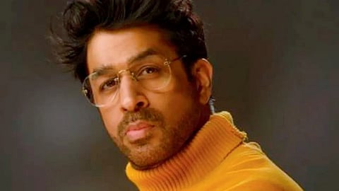 बॉलिवूड अभिनेत्याच्या कारची एकाला धडक; पोलिसात गुन्हा दाखल