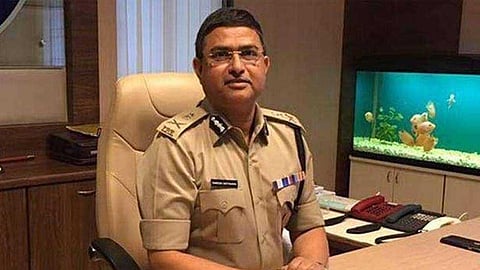 police Rakesh Asthana action provocative posts social media new delhi