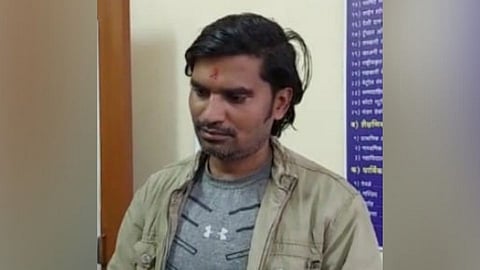 विद्युत पुरवठा खंडीत केल्यामुळे तरुणाचा आत्मदहनाचा प्रयत्न