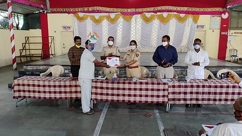 "गणेशोत्सव साधेपणाने साजरा करा"