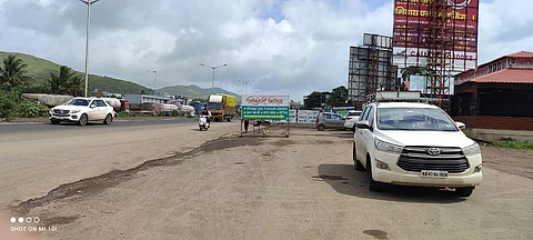 पुणे-सातारा रस्ता अतिक्रमणाच्या विळख्यात
