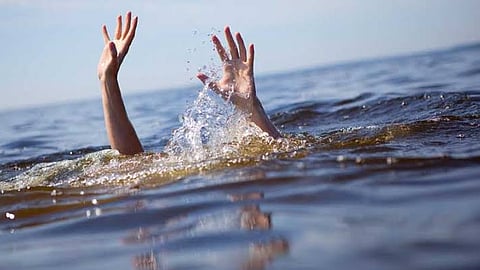 drowning death latest marathi news