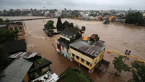 Kolhapur : घर पडझड अनुदान कधी?