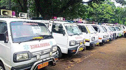 indefinite bandh of ambulance drivers against a private company in nashik
