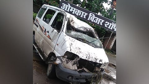 कारचा अपघात