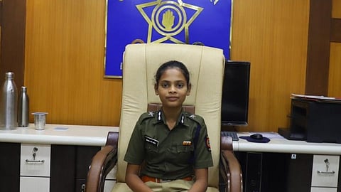 सुधीर मुनगंटीवारांची मुलाखत घेणारी स्वामीनी झाली डीआयजी!