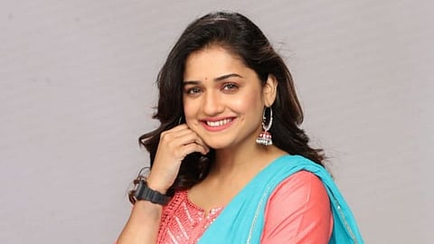 'मन उडू उडू झालं' मालिकेतील दिपूवर चाहते फिदा