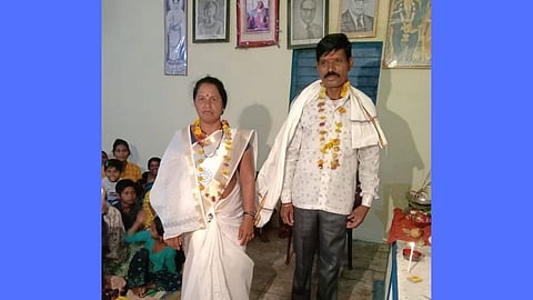 वीस वर्षांनंतर पहिल्याच पतीशी पुनर्विवाह; पत्नीने केला होता दुसरा विवाह