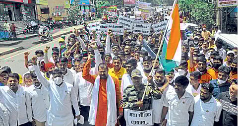 सैन्य भरतीसाठी मंत्रालयाला घेराओ घालू