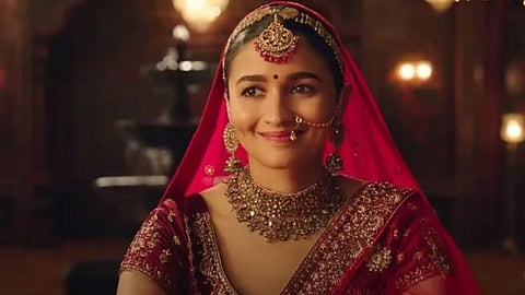 कन्यादान नव्हे कन्यामान! आलियाच्या जाहिरातीवरुन वाद का?