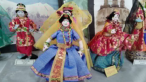 कापडी बाहुल्या