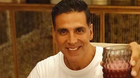 वर्षभरात अक्षय कुमार कमावतो इतकी मोठी रक्कम