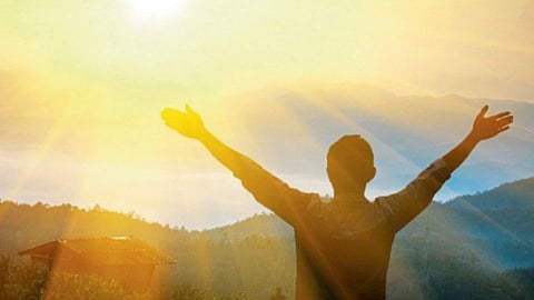 चेतना तरंग : ईश्वर सर्वदा उत्सवस्वरूप!