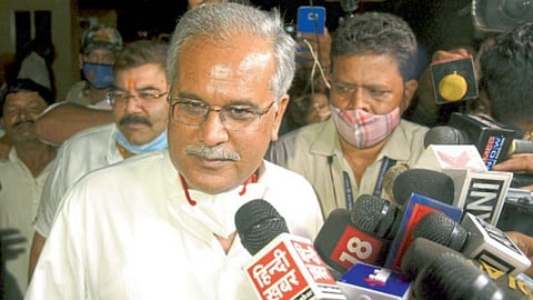 राजधानी दिल्ली : काँग्रेसमधील पोरखेळ