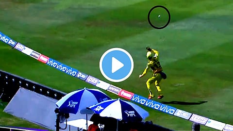 Faf-Du-Plessis-Catch