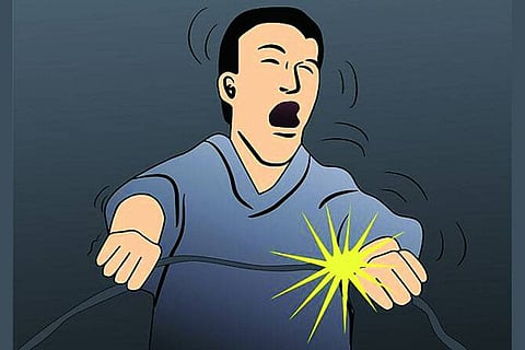 भोसरीत रोहित्राचा शॉक लागून मजुर जखमी