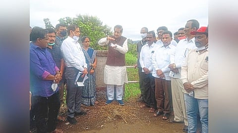 रेठऱ्यातील जुना पूल मे अखेरीस वाहतुकीस खुला : आमदार चव्हाण